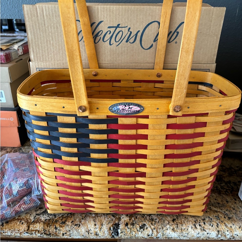 Longaberger vintage 1998 NWT Collectors Club Anniversary Flag basket with liner